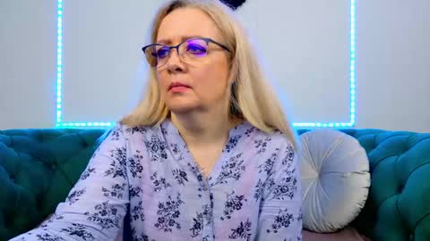 ivanacharm online show from 06/01/26, 03:19