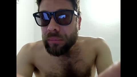 Snapshot of ivanchelon chatting on 10/10/25, 05:17 Vanchi online show from 10/10/25, 05:17