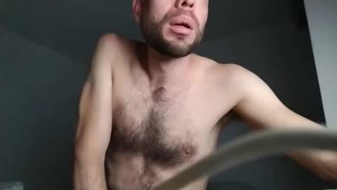 Snapshot of ivanchelon chatting on 11/14/25, 07:07 Vanchi online show from 11/14/25, 07:07