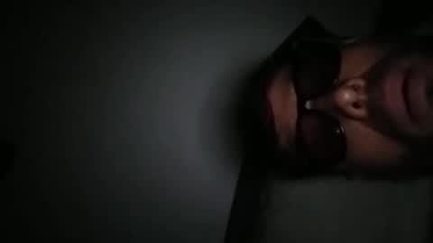 Snapshot of ivanchelon chatting on 11/15/25, 08:22 Vanchi online show from 11/15/25, 08:22