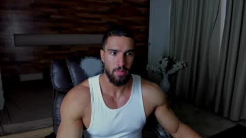 Snapshot of ivanhydee chatting on 07/13/26, 04:26 IvanHydee online show from 07/13/26, 04:26