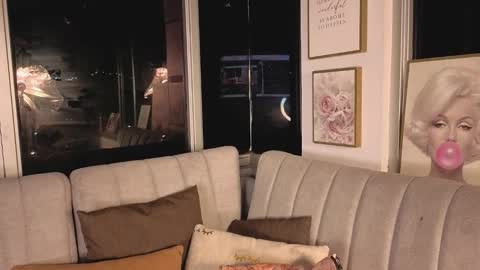 Ivanna West online show from 11/06/25, 09:54