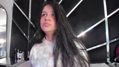 ivannaa18 online show from 11/02/25, 03:42