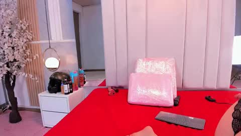     online show from 09/26/25, 01:59