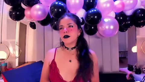     online show from 03/08/26, 01:04