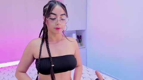 Ivy online show from 01/11/26, 04:17