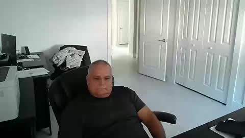 Snapshot of ivanny10 chatting on 01/14/25, 05:34 ivanny10 online show from 01/14/25, 05:34