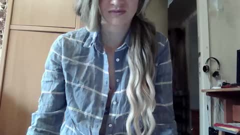 ivetta911 online show from 09/24/25, 09:56