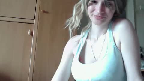 Snapshot of ivetta911 chatting on 03/31/26, 11:54 ivetta911 online show from 03/31/26, 11:54
