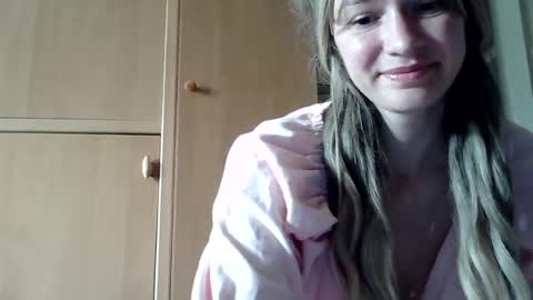 Snapshot of ivetta911 chatting on 07/12/26, 02:08 ivetta911 online show from 07/12/26, 02:08