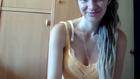 Snapshot of ivetta911 chatting on 08/09/26, 06:40 ivetta911 online show from 08/09/26, 06:40
