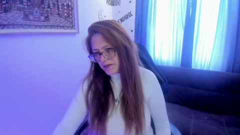 Snapshot of ivette_shaira chatting on 05/24/26, 04:34 IVETTE online show from 05/24/26, 04:34