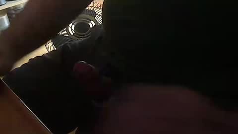 Snapshot of ivn3069 chatting on 09/13/25, 10:04 ivn3069 online show from 09/13/25, 10:04