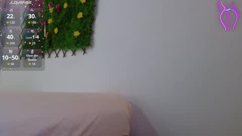 Ivon online show from 10/04/25, 12:14