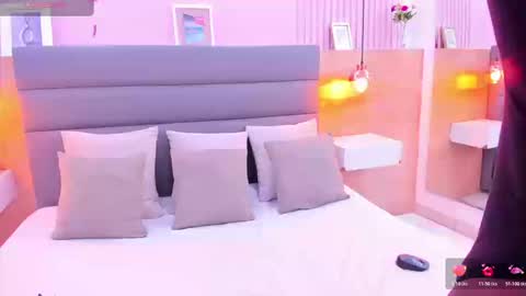 Snapshot of ivonne_duval chatting on 03/20/26, 04:23 Ivonne Duval online show from 03/20/26, 04:23