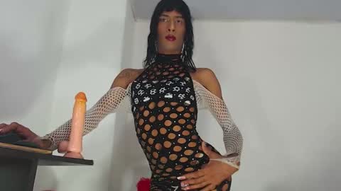 Snapshot of ivonneth chatting on 02/22/26, 09:13 ivonneth online show from 02/22/26, 09:13