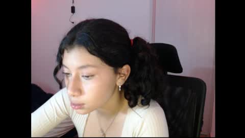 Snapshot of ivonny111 chatting on 10/29/25, 07:43 ivonny111 online show from 10/29/25, 07:43