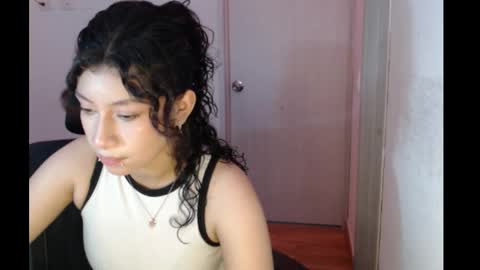 ivonny111 online show from 11/12/25, 09:03