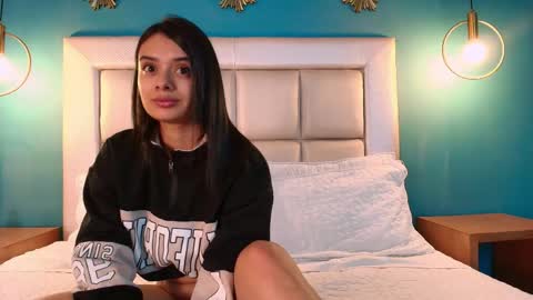 Snapshot of ivonny_x chatting on 05/25/26, 06:08 Ivon online show from 05/25/26, 06:08