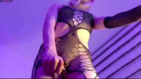 Ivonny online show from 11/20/25, 04:34