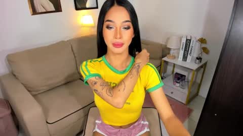 kirstenelsie online show from 12/30/24, 12:42