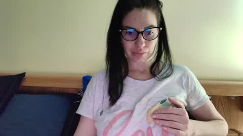 Snapshot of ivoryorchid chatting on 01/31/25, 06:14 Ivory online show from 01/31/25, 06:14