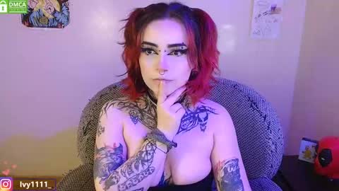 Snapshot of ivy_1111 chatting on 02/17/25, 03:58 Ivy online show from 02/17/25, 03:58