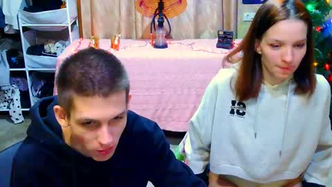 Ivy and Lester online show from 12/08/24, 07:11