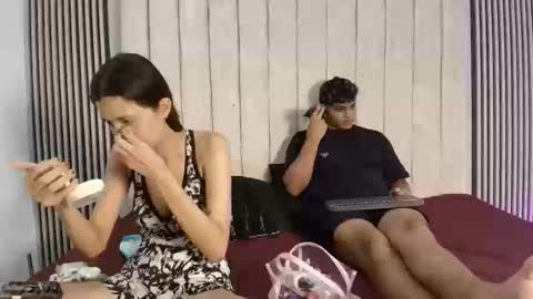 Snapshot of ivy_and_joseph chatting on 09/17/25, 08:54 ivy_and_joseph online show from 09/17/25, 08:54