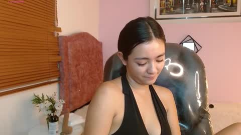 Snapshot of ivy_gail chatting on 02/26/25, 10:15  IVY online show from 02/26/25, 10:15