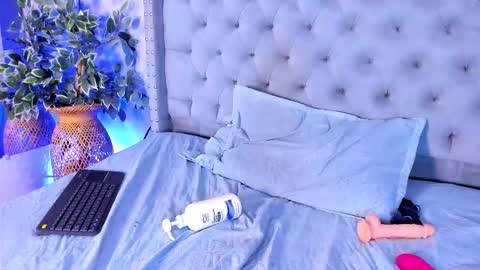Daniela  online show from 03/11/26, 08:48