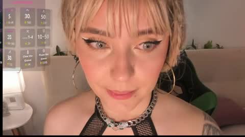 Snapshot of ivy_ragnar chatting on 04/14/26, 11:11 Pamela online show from 04/14/26, 11:11