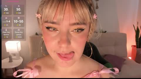 Snapshot of ivy_ragnar chatting on 04/23/26, 04:31 Pamela online show from 04/23/26, 04:31