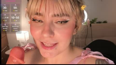 Snapshot of ivy_ragnar chatting on 05/07/26, 01:11 Pamela online show from 05/07/26, 01:11
