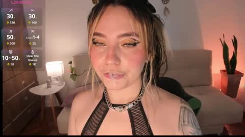 Snapshot of ivy_ragnar chatting on 05/12/26, 10:40 Pamela online show from 05/12/26, 10:40