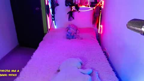 Snapshot of ivy_rosse chatting on 11/07/25, 09:48 You can find more of me here online show from 11/07/25, 09:48