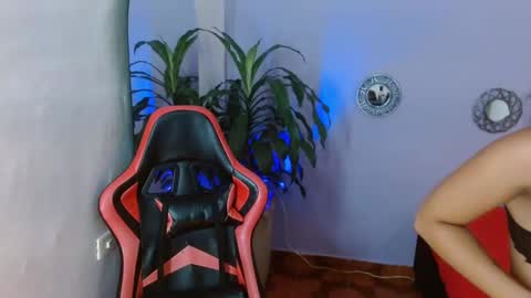 ivy_scorpio online show from 10/15/25, 06:13