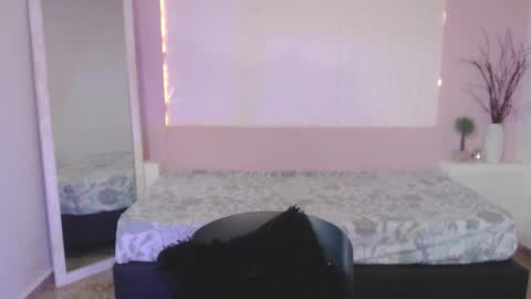 Snapshot of ivybliss8 chatting on 03/28/26, 04:45 i v y b l i s s online show from 03/28/26, 04:45
