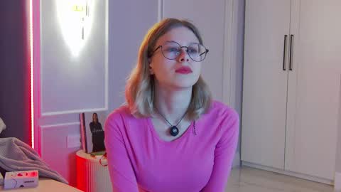  Ivy  online show from 02/05/26, 04:55