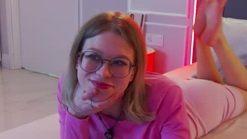  Ivy  online show from 02/06/26, 05:49