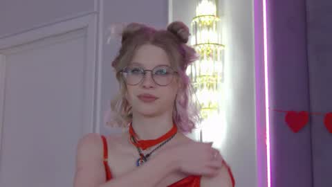  Ivy  online show from 02/17/26, 06:47