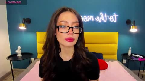 Snapshot of ivydainty chatting on 03/25/26, 01:44 Ivy online show from 03/25/26, 01:44