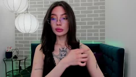Ivy online show from 05/27/26, 01:46