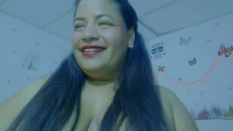 Snapshot of ivydesouzaa chatting on 06/22/26, 04:20 ivydesouza online show from 06/22/26, 04:20
