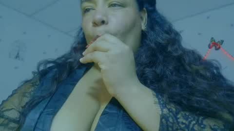 Snapshot of ivydesouzaa chatting on 06/25/26, 07:51 ivydesouza online show from 06/25/26, 07:51
