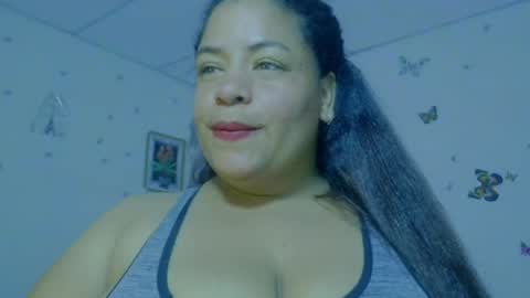 Snapshot of ivydesouzaa chatting on 07/07/26, 02:36 ivydesouza online show from 07/07/26, 02:36