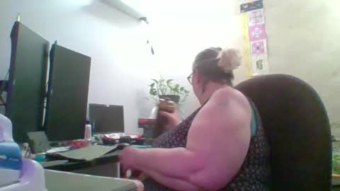 ivyjane3522 online show from 04/14/26, 10:38
