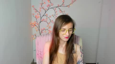 Snapshot of ivynoir_ chatting on 07/12/26, 02:08 Ivy online show from 07/12/26, 02:08