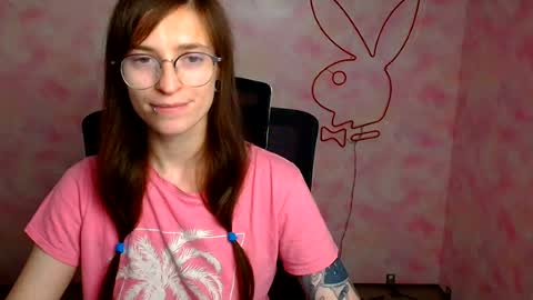 Snapshot of ivynoir_ chatting on 07/17/26, 01:07 Ivy online show from 07/17/26, 01:07