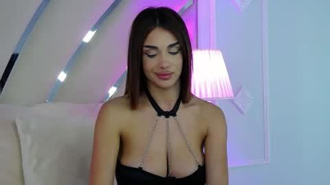 Snapshot of ivynox chatting on 06/14/26, 05:37 Ivy online show from 06/14/26, 05:37